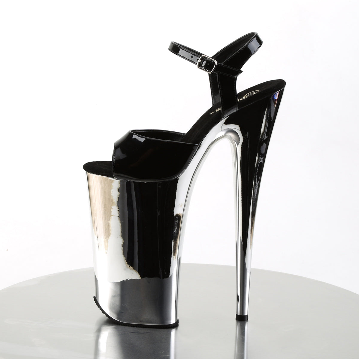 Pleaser Sandales pour femmes BEYOND-009 blk / slv chrome